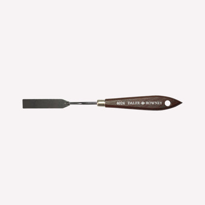 Daler Rowney’s high palette knife in size 4024 with a square-edged blade, brass ferrule and classy wooden handle. 