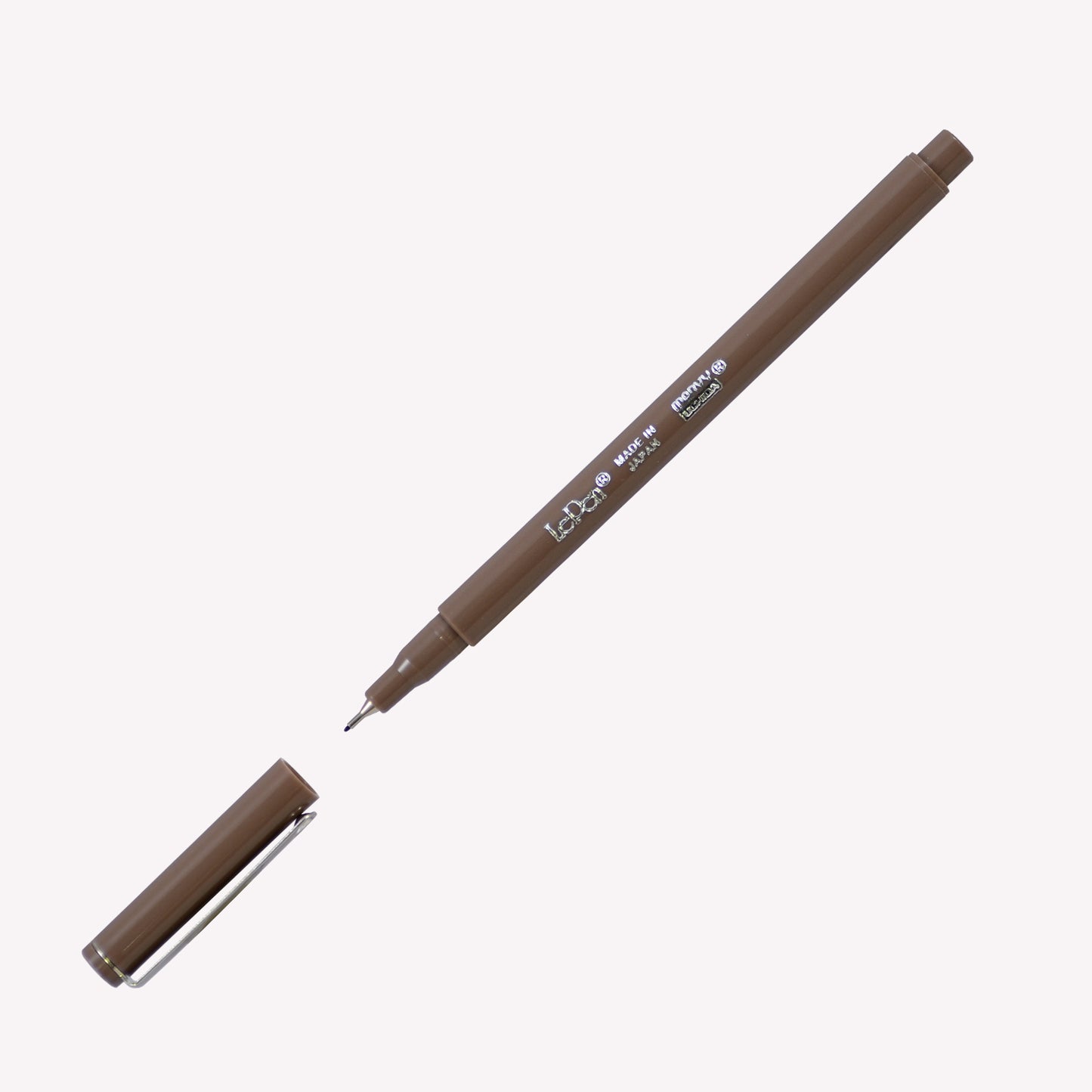 Open Marvy Uchida Le Pen fineliner in cocoa.